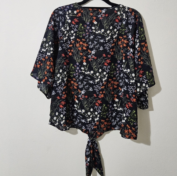 Como Vintage Floral Top - Picture 5 of 5